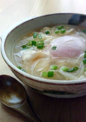 我が家の味噌汁③～✿玉ねぎ＆落とし卵✿-レシピのメイン写真