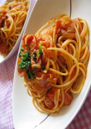 食べ過ぎ注意！トマトソースパスタ☆-レシピのメイン写真