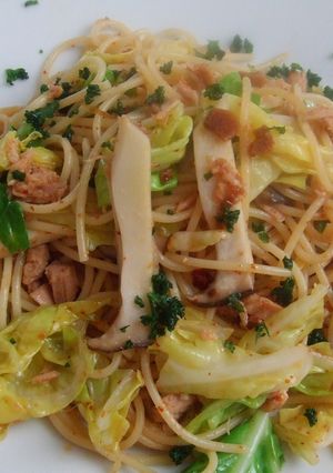 食べるラー油と春キャベツのパスタ-レシピのメイン写真