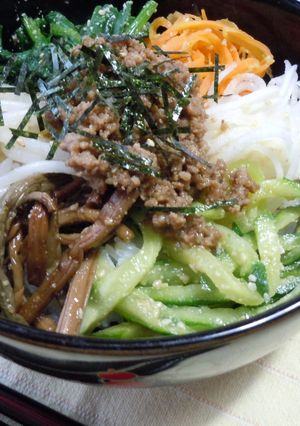 野菜いっぱい！本格？ビビンバ-レシピのメイン写真