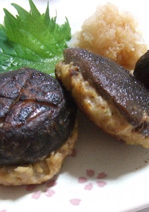☆生しいたけの肉詰めハンバーグ☆-レシピのメイン写真