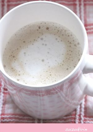 インスタントコーヒーで作るカフェラテ-レシピのメイン写真