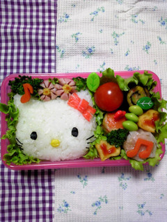 キティちゃん弁当☆キャラ弁♪-レシピのメイン写真