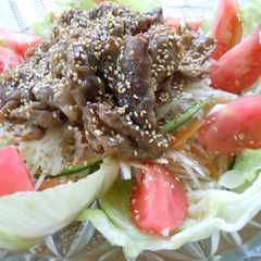 รูปของ 焼き肉サラダ