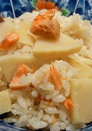 レンジで作る筍ご飯 No.2☆塩鮭入り!-レシピのメイン写真