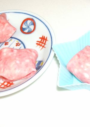 お弁当の隙間に❃簡単♪包むだけハムの包み-レシピのメイン写真