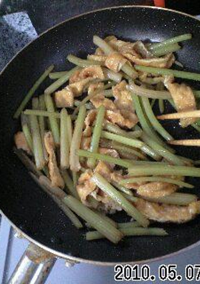 蕗と油揚げの炒め物-レシピのメイン写真