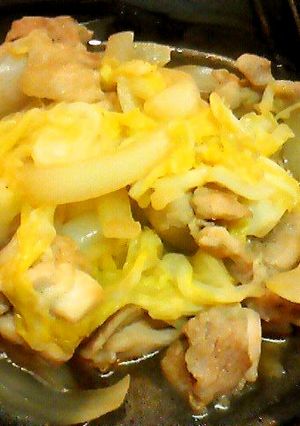 春キャベツと新玉ねぎと鶏モモで「煮物」-レシピのメイン写真