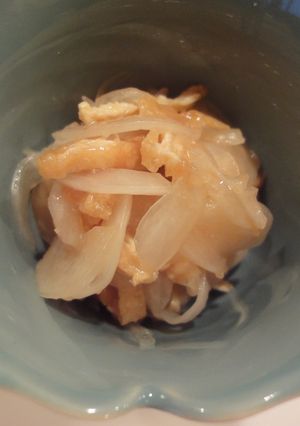 新玉ねぎとカリカリ油揚げの梅肉あえ-レシピのメイン写真