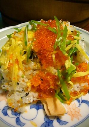我が家の鮭親子ちらし寿司-レシピのメイン写真