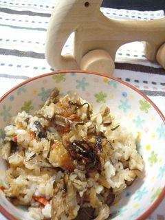 え?こんにゃく?簡単ヘルシー炊き込みご飯-レシピのメイン写真