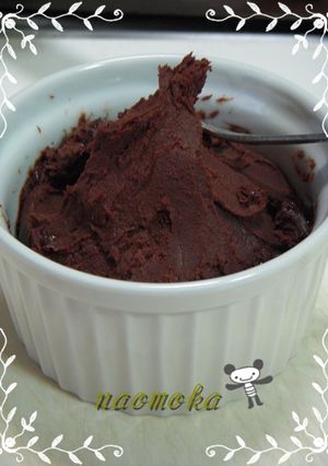 牛乳で♪お手軽チョコ＆ホワイトクリーム♡-レシピのメイン写真