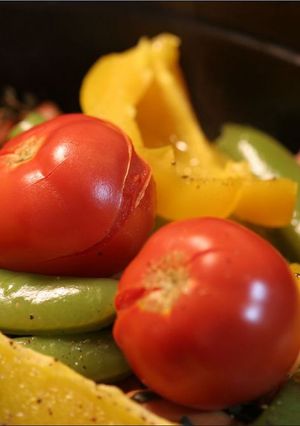 ストウブで野菜とソーセージの蒸し煮-レシピのメイン写真
