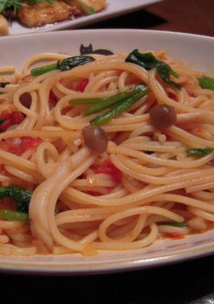 簡単トマトソースで♪トマトソースパスタ-レシピのメイン写真