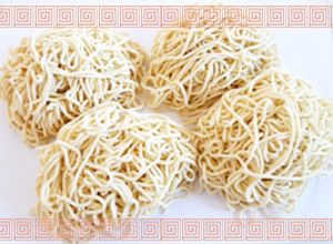 のびにくい＆つるつる♪手作り中華麺☆重曹-レシピのメイン写真