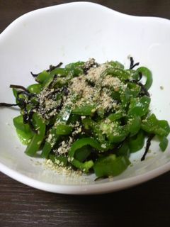 ピーマンの塩昆布胡麻和え-レシピのメイン写真