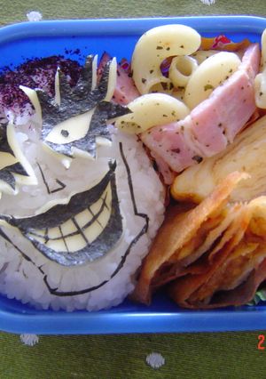 キャラ弁★イワンコフbyワンピース-レシピのメイン写真