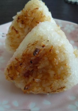 うちの焼きおにぎり♪カリカリホクホク♪-レシピのメイン写真