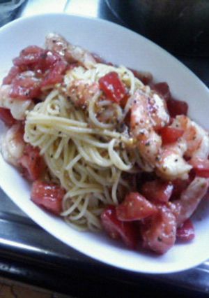 １５分でできる！エビとトマトの冷製パスタ-レシピのメイン写真