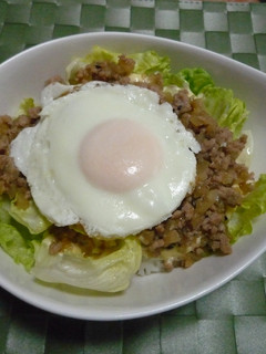 めんつゆで!?パッと簡単ひき肉丼☆-レシピのメイン写真