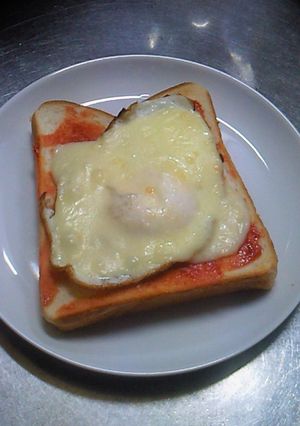 ☆朝の定番☆チーズのせ目玉焼きトースト-レシピのメイン写真