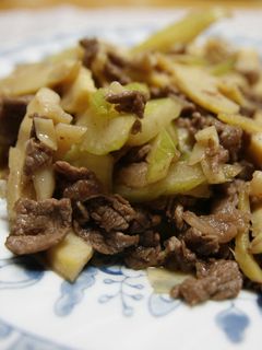 セロリと牛肉の炒め物-レシピのメイン写真