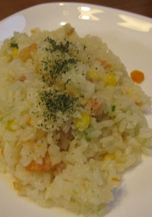 一緒に食べよ♪炊飯器でカンタンエビピラフ-レシピのメイン写真