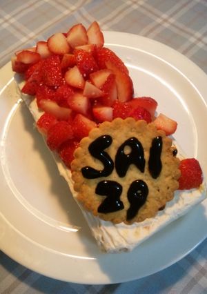 パウンド型で作る　スクエアショートケーキ-レシピのメイン写真