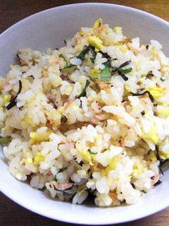 塩昆布☆じゃこde香りチャーハン-レシピのメイン写真