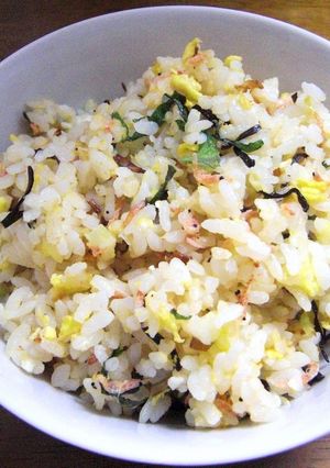 塩昆布☆じゃこde香りチャーハン-レシピのメイン写真