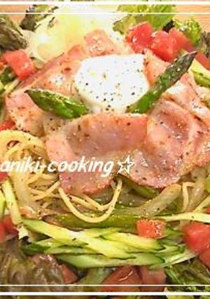 柔らかベーコン温泉卵の☆野菜サラダパスタ-レシピのメイン写真