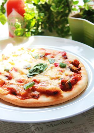 日曜ブランチに♪簡単ピザ-レシピのメイン写真