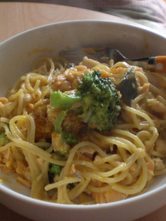 ブロッコリーとカボチャと鮭のパスタ-レシピのメイン写真
