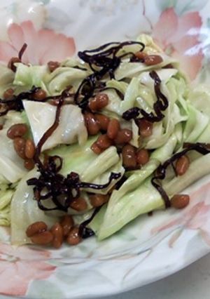 レンジで作る　キャベツ塩昆布納豆和え-レシピのメイン写真