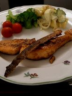 ニンニクオイルと醤油で、サーモンムニエル-レシピのメイン写真