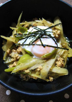ごぼうと挽肉で和風カレー煮♬温玉乗せ❤-レシピのメイン写真