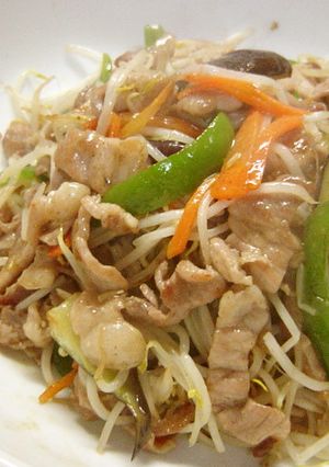 簡単なひと手間で美味しくなる！肉野菜炒め-レシピのメイン写真