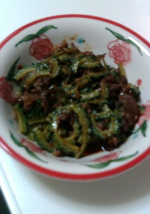 ｺﾞｰﾔたっぷり★牛肉のｵｲﾏﾖ炒め-レシピのメイン写真