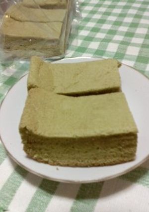 お菓子の缶で☆抹茶シフォンケーキ-レシピのメイン写真