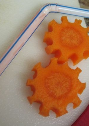 ◎ギラギラ太陽◎細い人参の飾りきり♪-レシピのメイン写真