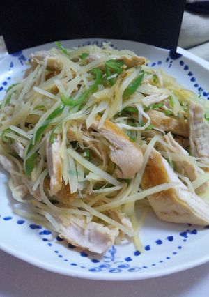 簡単♪鶏肉とじゃがいもの炒め物-レシピのメイン写真