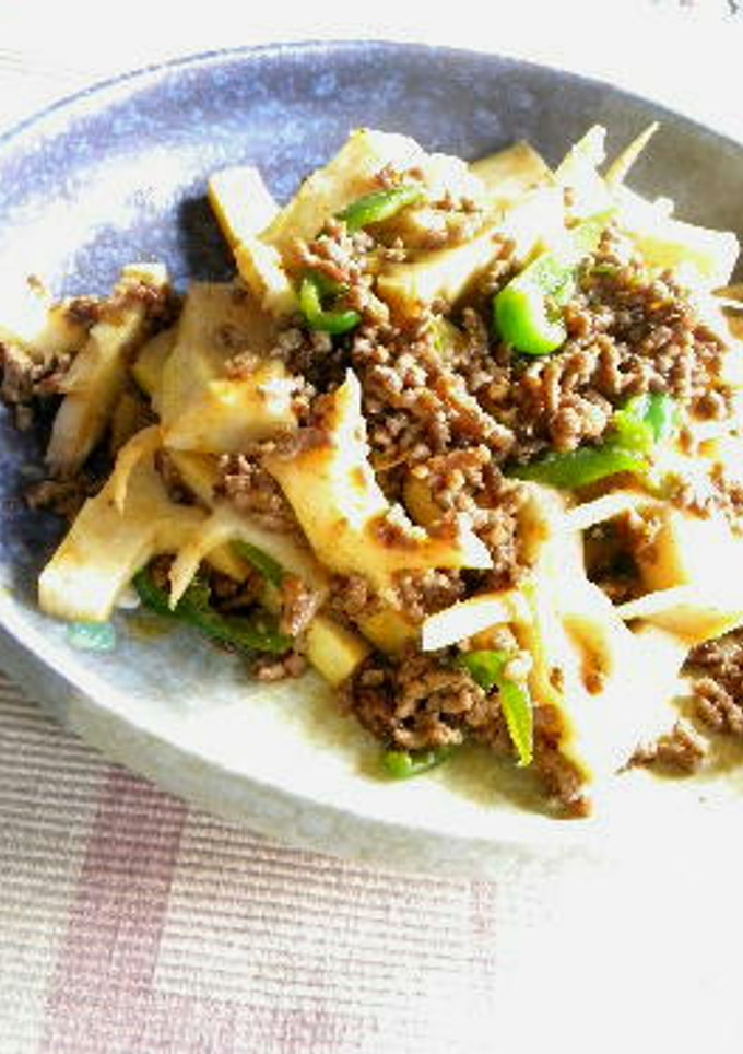 キムチ鍋の素で　筍と挽肉のこってり炒め-レシピのメイン写真