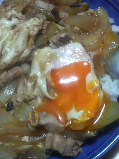 市販のタマゴのすき焼き煮込みドンブリ-レシピのメイン写真