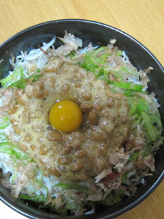 じゃこ納豆のっけ盛りご飯♬-レシピのメイン写真