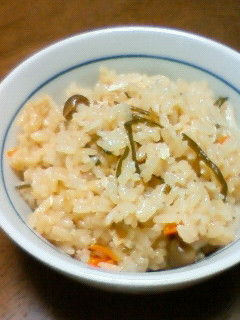 ほんわか美味しい塩こんぶ炊き込みご飯-レシピのメイン写真