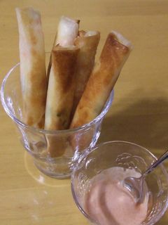 残ったポテサラで♪ポテサラ春巻き-レシピのメイン写真