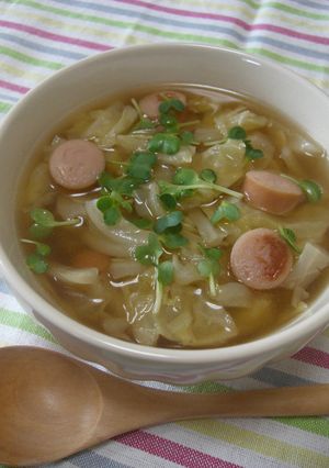 キャベツとウィンナーのオイスタースープ-レシピのメイン写真