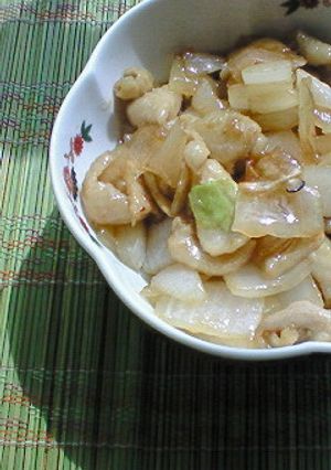 たまねぎと鶏皮の炒め物-レシピのメイン写真