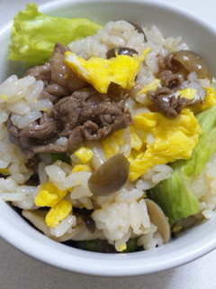 牛肉とシメジの混ぜ混ぜ飯-レシピのメイン写真