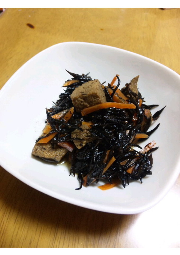 めんつゆで！！失敗なしのひじきの煮物-レシピのメイン写真